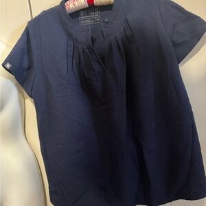 FIGS Women's Classic Blue Scrub Uniform top - Pre-loved/ EUC like new - Size XS
